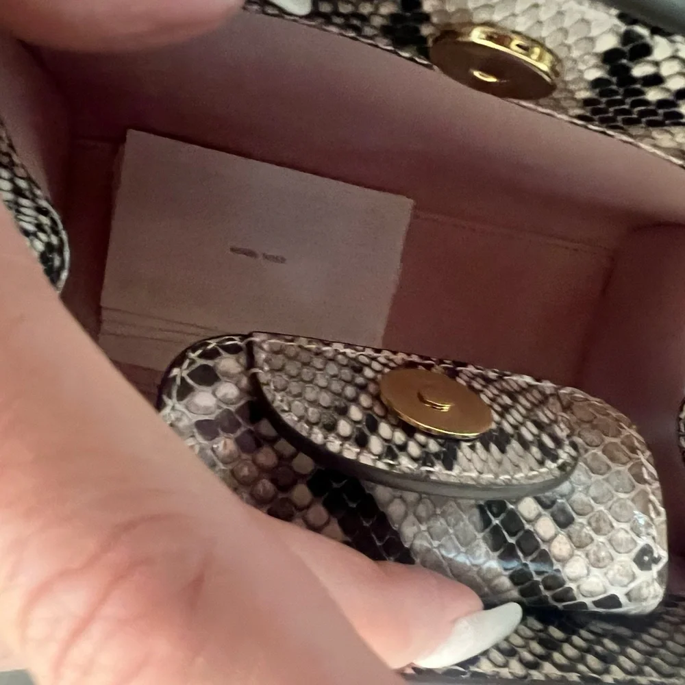 Gucci exotic Python Diana bag GHW BNIB - Picture 3 of 5